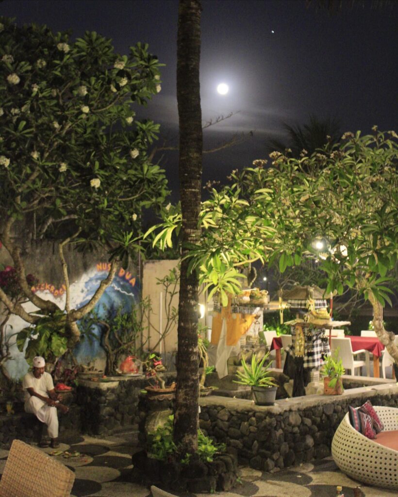 full moon at nusa dua beach grill